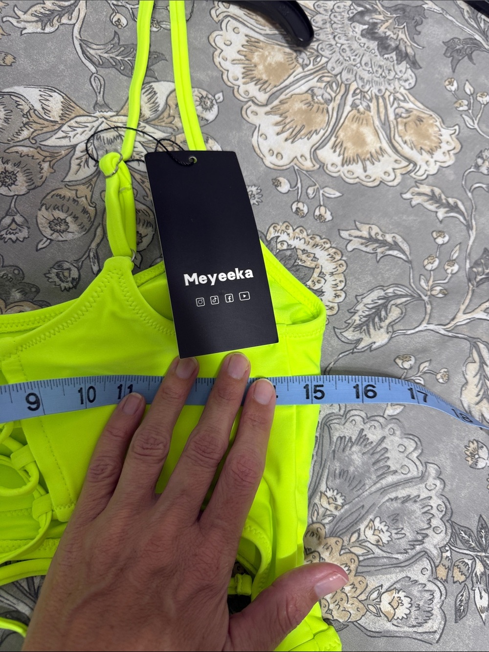 Meyeeka One-Piece Swimsuit - Neon Yellow - Picture 5 of 5